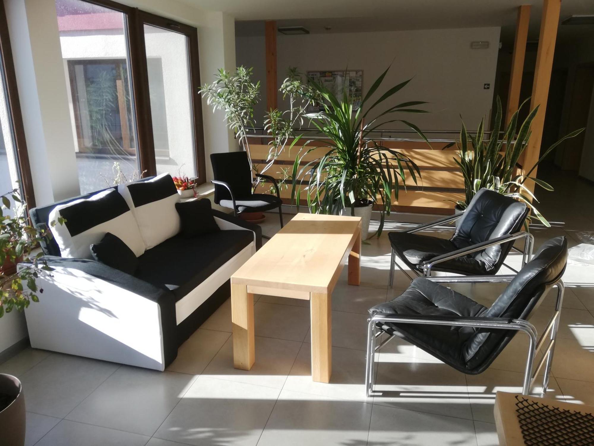 Vinárna a Pension U Langrů Dolni Vestonice Exterior foto
